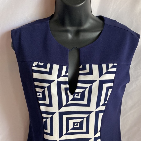 I LE New York Geometrical Bodycon Dress Size 6 - Picture 3 of 13